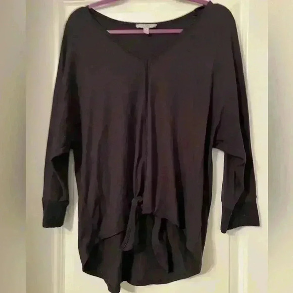 Large Black quarter sleeve soft front tie top - Picture 4 of 5